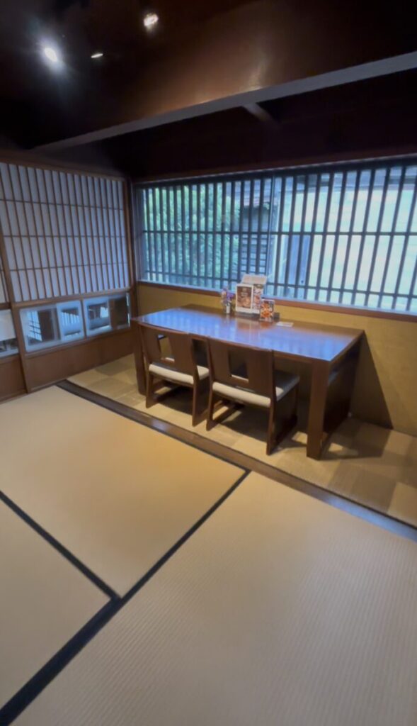 café lily(糸島カフェ リリー)和室